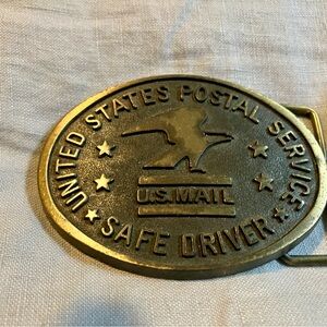 Belt buckle